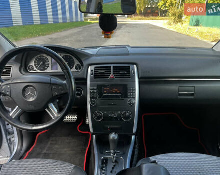 Синий Мерседес Б-класс, объемом двигателя 2.04 л и пробегом 181 тыс. км за 6000 $, фото 18 на Automoto.ua