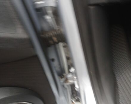 Синий Мерседес Б-класс, объемом двигателя 2 л и пробегом 275 тыс. км за 5400 $, фото 16 на Automoto.ua