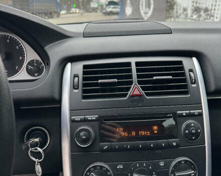 Синий Мерседес Б-класс, объемом двигателя 1.7 л и пробегом 210 тыс. км за 5950 $, фото 53 на Automoto.ua