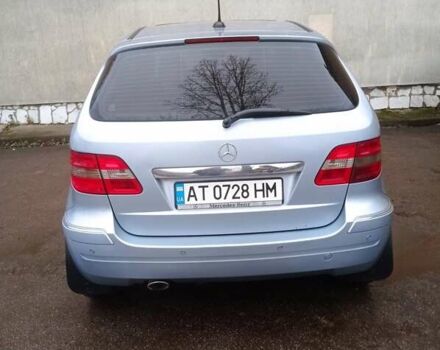 Синий Мерседес Б-класс, объемом двигателя 2 л и пробегом 275 тыс. км за 5400 $, фото 2 на Automoto.ua