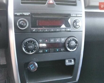 Синий Мерседес Б-класс, объемом двигателя 1.7 л и пробегом 202 тыс. км за 6300 $, фото 9 на Automoto.ua