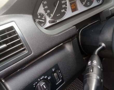 Синий Мерседес Б-класс, объемом двигателя 2 л и пробегом 275 тыс. км за 5400 $, фото 15 на Automoto.ua