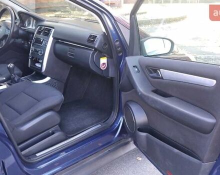 Синий Мерседес Б-класс, объемом двигателя 1.7 л и пробегом 202 тыс. км за 6300 $, фото 14 на Automoto.ua