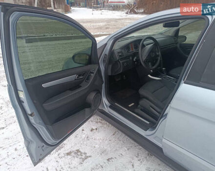 Синий Мерседес Б-класс, объемом двигателя 1.99 л и пробегом 289 тыс. км за 6550 $, фото 12 на Automoto.ua