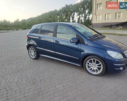 Синий Мерседес Б-класс, объемом двигателя 1.7 л и пробегом 141 тыс. км за 6999 $, фото 3 на Automoto.ua