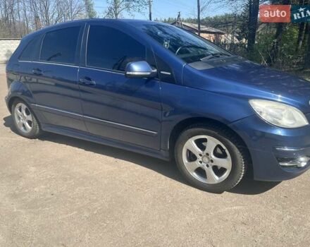 Мерседес Б-клас 2008 у Житомирі на Automoto.ua Синій Мерседес Б-клас, об'ємом двигуна 1.5 л та пробігом 240 тис. км за 5800 $, фото 12 на Automoto.ua