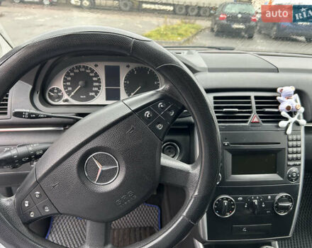 Синій Мерседес Б-клас, об'ємом двигуна 1.99 л та пробігом 285 тис. км за 6500 $, фото 18 на Automoto.ua