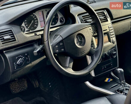 Синий Мерседес Б-класс, объемом двигателя 2 л и пробегом 230 тыс. км за 7500 $, фото 20 на Automoto.ua