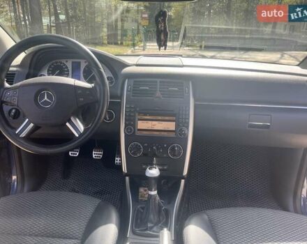 Мерседес Б-клас 2008 у Житомирі на Automoto.ua Синій Мерседес Б-клас, об'ємом двигуна 1.5 л та пробігом 240 тис. км за 5800 $, фото 26 на Automoto.ua