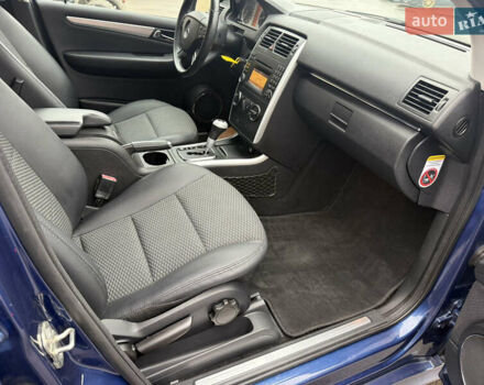 Синий Мерседес Б-класс, объемом двигателя 1.7 л и пробегом 240 тыс. км за 6750 $, фото 13 на Automoto.ua