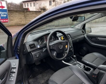 Синій Мерседес Б-клас, об'ємом двигуна 2 л та пробігом 174 тис. км за 6800 $, фото 7 на Automoto.ua