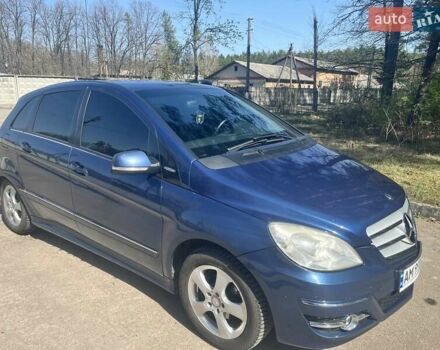Мерседес Б-клас 2008 у Житомирі на Automoto.ua Синій Мерседес Б-клас, об'ємом двигуна 1.5 л та пробігом 240 тис. км за 5800 $, фото 3 на Automoto.ua