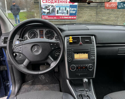 Синий Мерседес Б-класс, объемом двигателя 2 л и пробегом 174 тыс. км за 6800 $, фото 8 на Automoto.ua