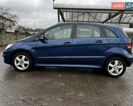 Синий Мерседес Б-класс, объемом двигателя 2 л и пробегом 174 тыс. км за 6800 $, фото 3 на Automoto.ua
