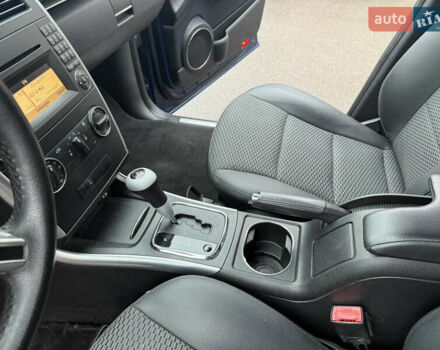 Синий Мерседес Б-класс, объемом двигателя 1.7 л и пробегом 240 тыс. км за 6750 $, фото 19 на Automoto.ua