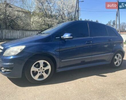 Мерседес Б-клас 2008 у Житомирі на Automoto.ua Синій Мерседес Б-клас, об'ємом двигуна 1.5 л та пробігом 240 тис. км за 5800 $, фото 15 на Automoto.ua
