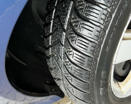 Синий Мерседес Б-класс, объемом двигателя 2 л и пробегом 174 тыс. км за 6800 $, фото 9 на Automoto.ua