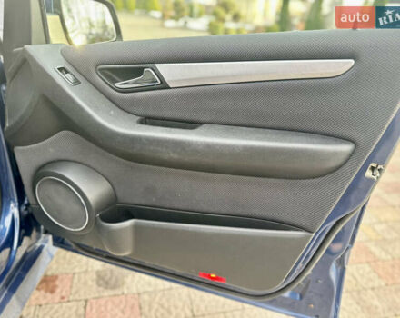 Синий Мерседес Б-класс, объемом двигателя 2 л и пробегом 230 тыс. км за 7500 $, фото 32 на Automoto.ua