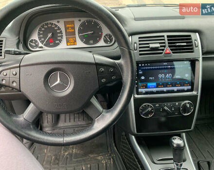 Синий Мерседес Б-класс, объемом двигателя 1.7 л и пробегом 78 тыс. км за 8500 $, фото 12 на Automoto.ua