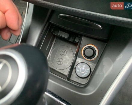 Синий Мерседес Б-класс, объемом двигателя 1.7 л и пробегом 78 тыс. км за 8500 $, фото 19 на Automoto.ua