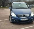Синий Мерседес Б-класс, объемом двигателя 2 л и пробегом 328 тыс. км за 7800 $, фото 1 на Automoto.ua