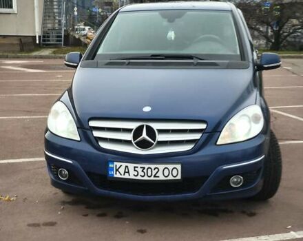 Синий Мерседес Б-класс, объемом двигателя 2 л и пробегом 328 тыс. км за 7800 $, фото 1 на Automoto.ua