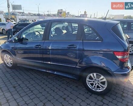 Синий Мерседес Б-класс, объемом двигателя 1.7 л и пробегом 206 тыс. км за 8200 $, фото 1 на Automoto.ua