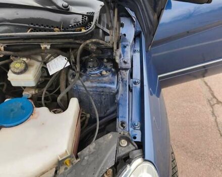 Синий Мерседес Б-класс, объемом двигателя 2 л и пробегом 328 тыс. км за 7800 $, фото 50 на Automoto.ua