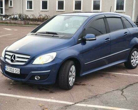 Синий Мерседес Б-класс, объемом двигателя 2 л и пробегом 328 тыс. км за 7800 $, фото 3 на Automoto.ua