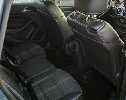 Синий Мерседес Б-класс, объемом двигателя 1.7 л и пробегом 180 тыс. км за 10900 $, фото 13 на Automoto.ua