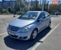 Синий Мерседес Б-класс, объемом двигателя 2 л и пробегом 295 тыс. км за 8200 $, фото 1 на Automoto.ua