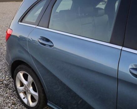 Синий Мерседес Б-класс, объемом двигателя 1.7 л и пробегом 180 тыс. км за 10900 $, фото 3 на Automoto.ua