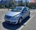Синій Мерседес Б-клас, об'ємом двигуна 2 л та пробігом 303 тис. км за 7500 $, фото 1 на Automoto.ua