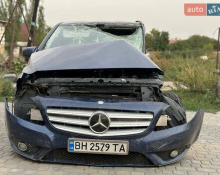 Синий Мерседес Б-класс, объемом двигателя 1.8 л и пробегом 280 тыс. км за 3000 $, фото 3 на Automoto.ua