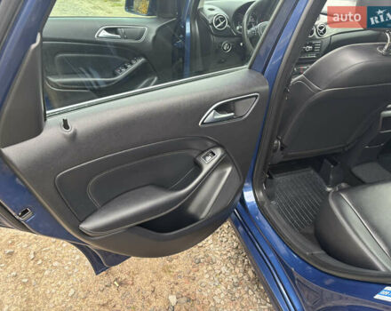 Синій Мерседес Б-клас, об'ємом двигуна 1.8 л та пробігом 173 тис. км за 8700 $, фото 12 на Automoto.ua