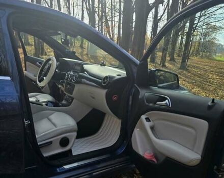 Синий Мерседес Б-класс, объемом двигателя 1.8 л и пробегом 284 тыс. км за 12499 $, фото 15 на Automoto.ua