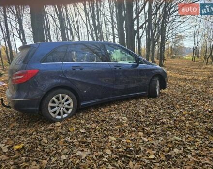 Синий Мерседес Б-класс, объемом двигателя 1.8 л и пробегом 284 тыс. км за 12499 $, фото 2 на Automoto.ua