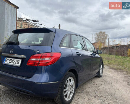 Синій Мерседес Б-клас, об'ємом двигуна 1.8 л та пробігом 173 тис. км за 8700 $, фото 5 на Automoto.ua