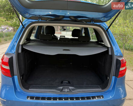 Синий Мерседес Б-класс, объемом двигателя 1.6 л и пробегом 89 тыс. км за 11999 $, фото 111 на Automoto.ua