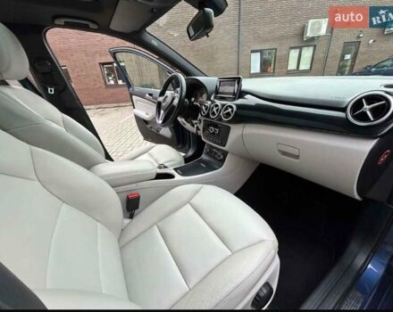 Синий Мерседес Б-класс, объемом двигателя 1.8 л и пробегом 287 тыс. км за 10999 $, фото 14 на Automoto.ua