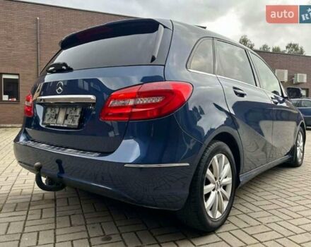 Синий Мерседес Б-класс, объемом двигателя 1.8 л и пробегом 287 тыс. км за 10999 $, фото 6 на Automoto.ua