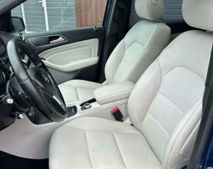 Синий Мерседес Б-класс, объемом двигателя 1.8 л и пробегом 287 тыс. км за 10999 $, фото 11 на Automoto.ua