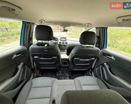 Синий Мерседес Б-класс, объемом двигателя 1.6 л и пробегом 89 тыс. км за 11999 $, фото 84 на Automoto.ua