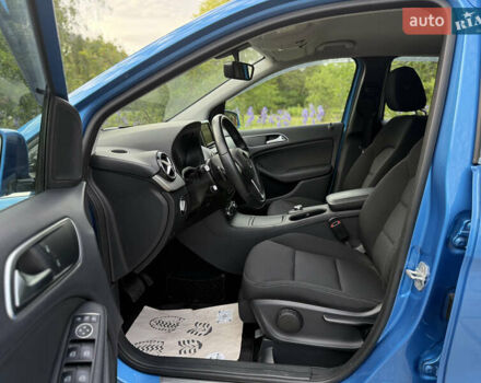 Синий Мерседес Б-класс, объемом двигателя 1.6 л и пробегом 89 тыс. км за 11999 $, фото 55 на Automoto.ua