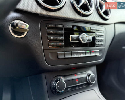 Синий Мерседес Б-класс, объемом двигателя 1.6 л и пробегом 89 тыс. км за 11999 $, фото 105 на Automoto.ua