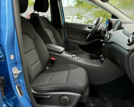 Синий Мерседес Б-класс, объемом двигателя 1.6 л и пробегом 89 тыс. км за 11999 $, фото 71 на Automoto.ua