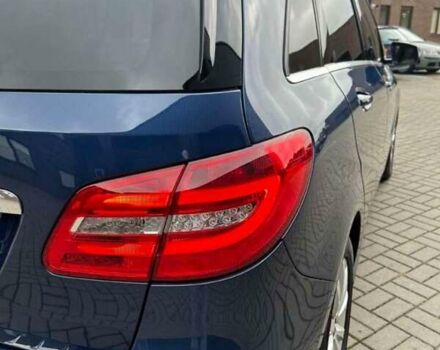 Синий Мерседес Б-класс, объемом двигателя 1.8 л и пробегом 287 тыс. км за 10999 $, фото 3 на Automoto.ua