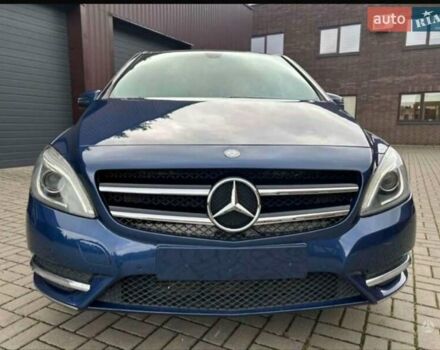 Синий Мерседес Б-класс, объемом двигателя 1.8 л и пробегом 287 тыс. км за 10999 $, фото 1 на Automoto.ua