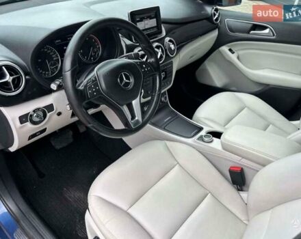 Синий Мерседес Б-класс, объемом двигателя 1.8 л и пробегом 287 тыс. км за 10999 $, фото 5 на Automoto.ua