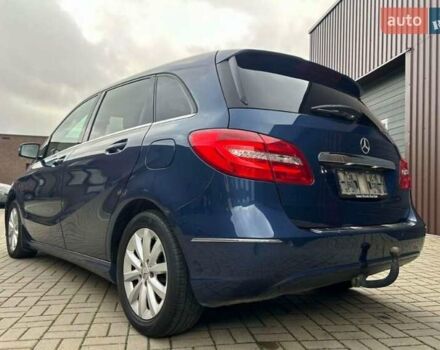 Синий Мерседес Б-класс, объемом двигателя 1.8 л и пробегом 287 тыс. км за 10999 $, фото 9 на Automoto.ua